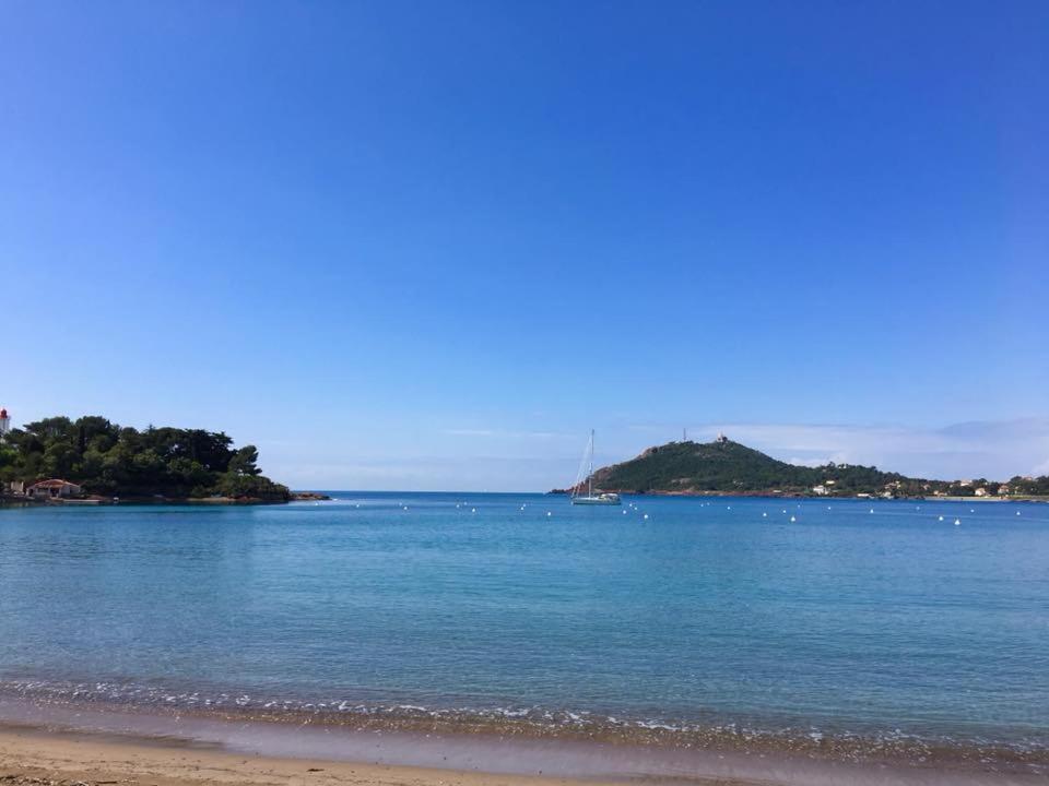 Les Marines D'Agay Studio Climatise Saint-Raphael (Var) Exterior foto